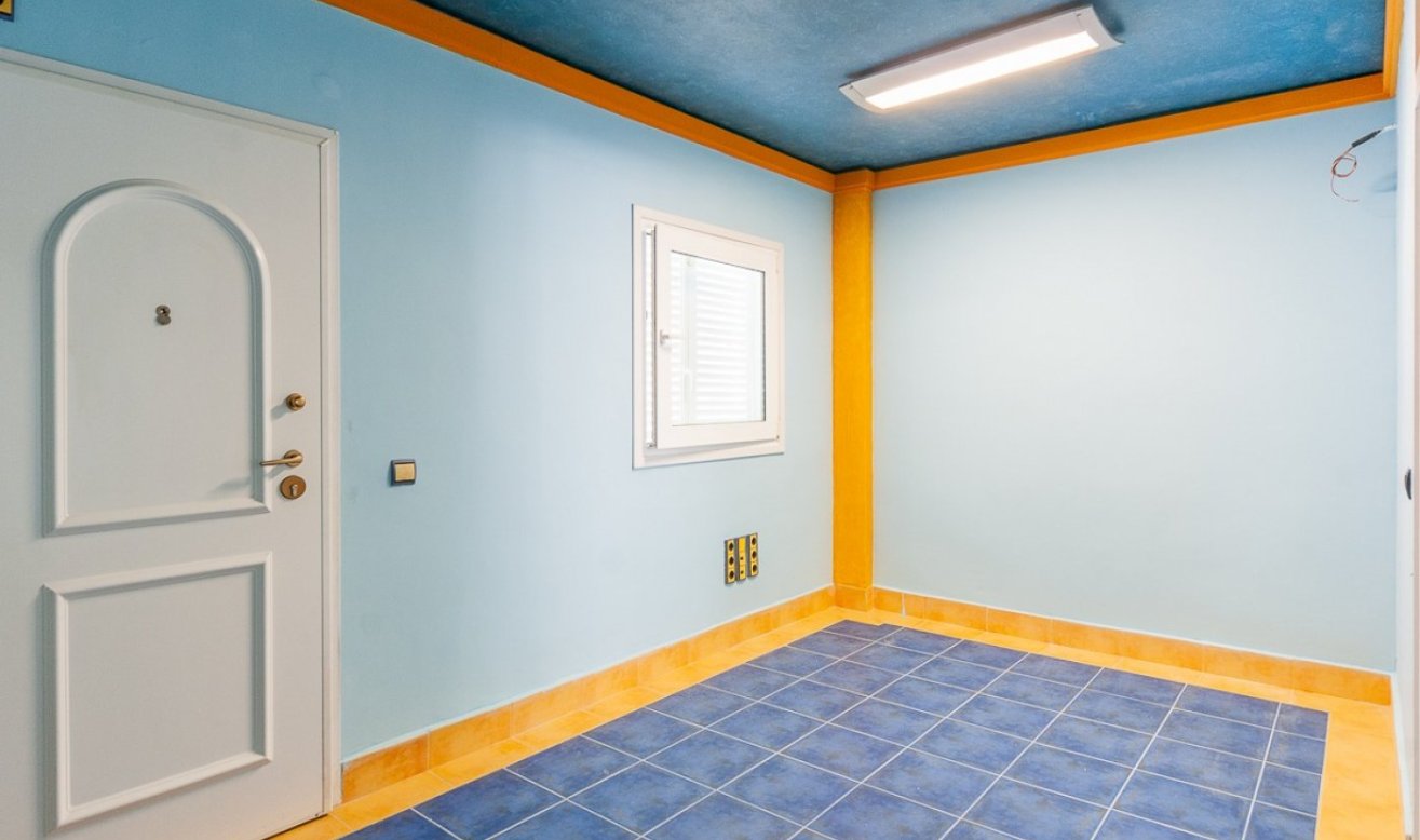 Reventa - Commercial Unit - Orihuela Costa - La Regia