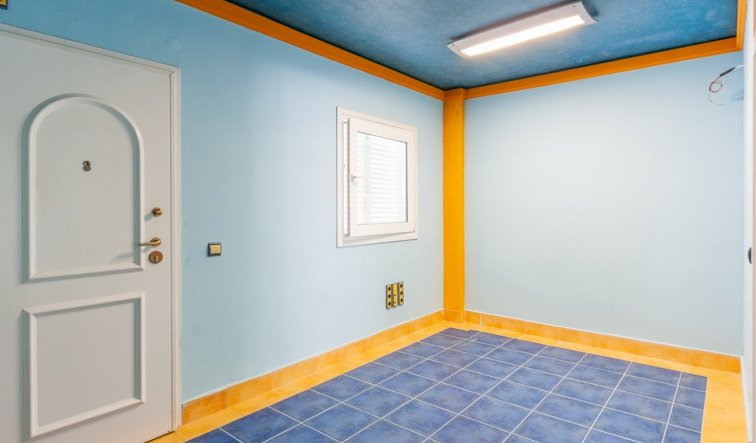 Reventa - Commercial Unit - Orihuela Costa - La Regia