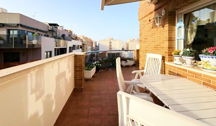 Reventa - Ático - Torrevieja