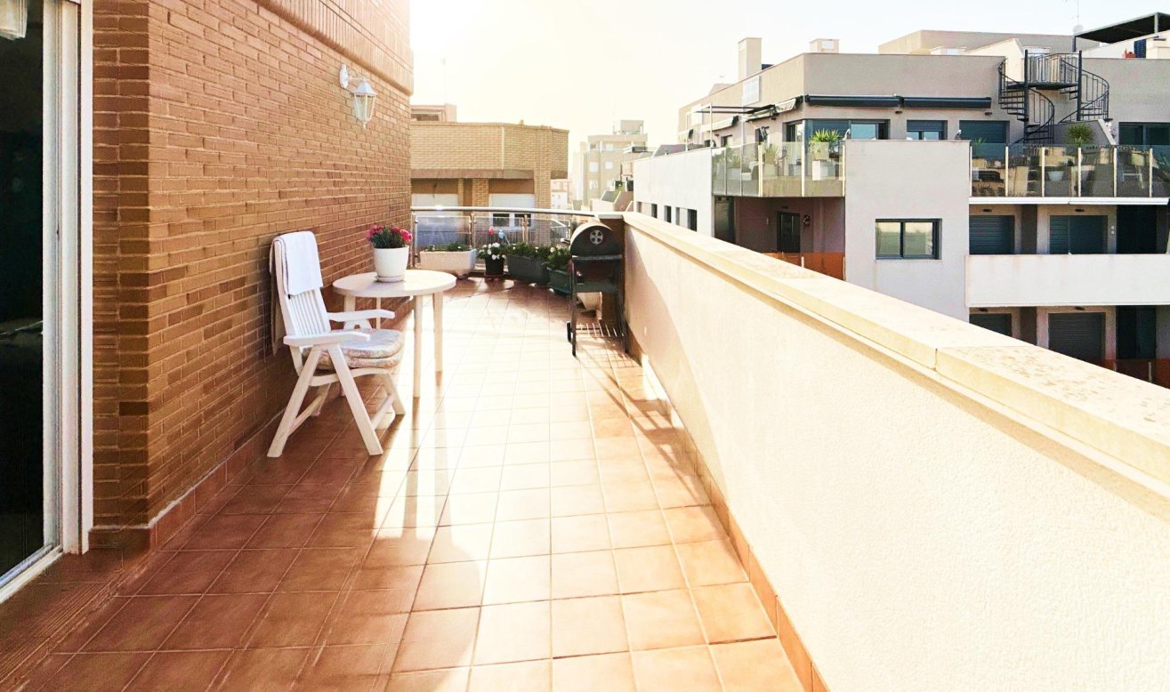 Reventa - Ático - Torrevieja
