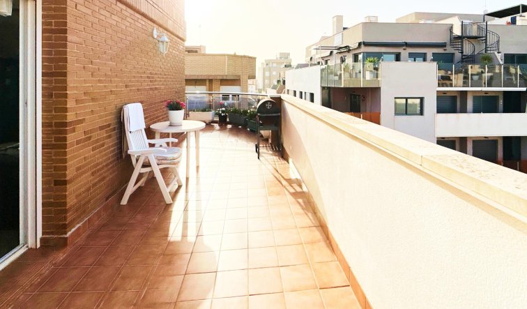 Reventa - Ático - Torrevieja