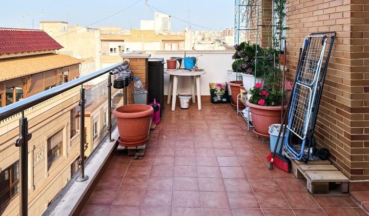 Reventa - Ático - Torrevieja