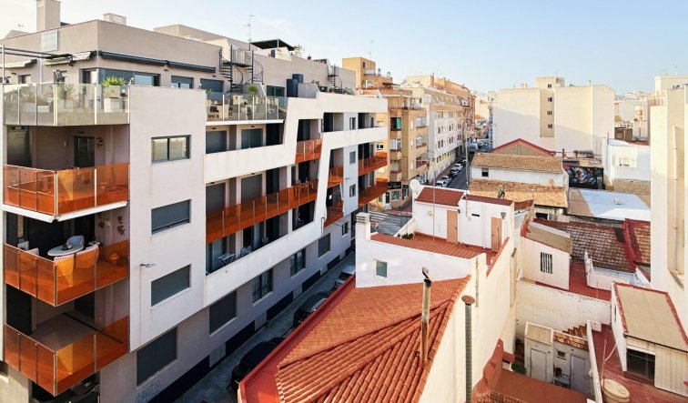 Reventa - Ático - Torrevieja