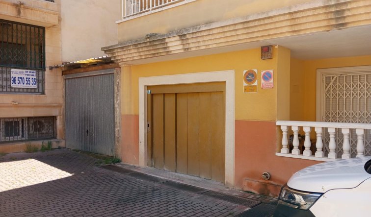 Reventa - Garaje - Torrevieja - La Mata