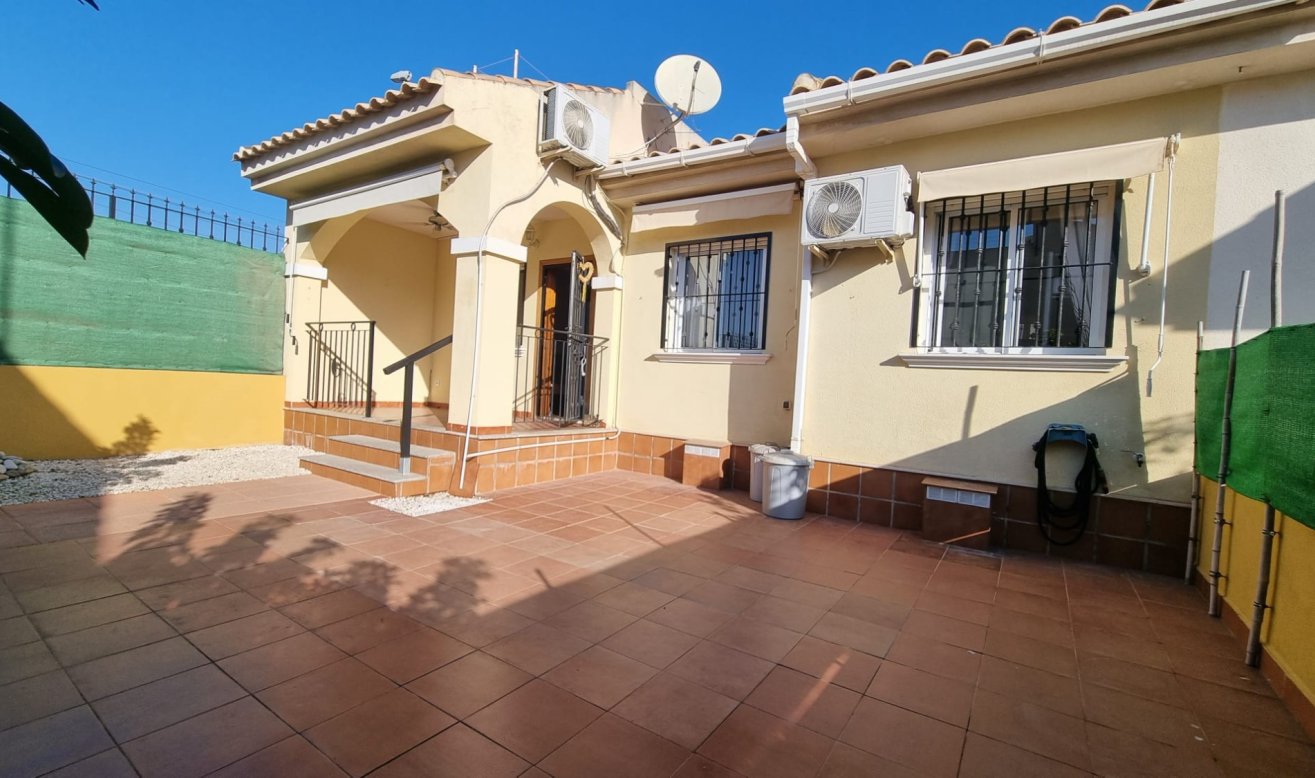 Reventa - Terraced house - La Marina - Pinomar