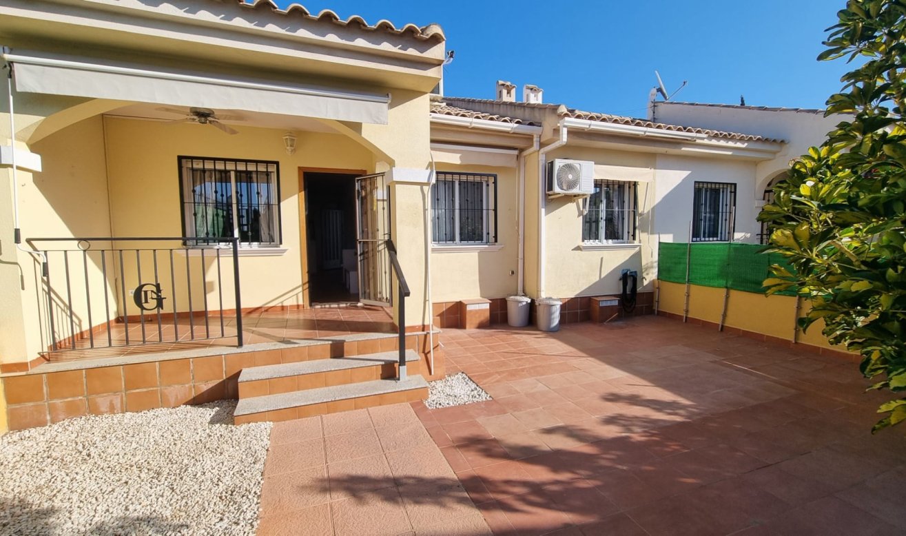 Reventa - Terraced house - La Marina - Pinomar