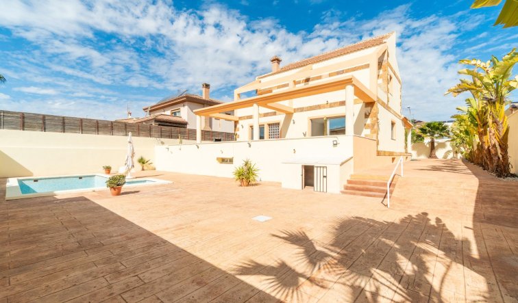Reventa - Villa - Torrevieja - Aguas Nuevas