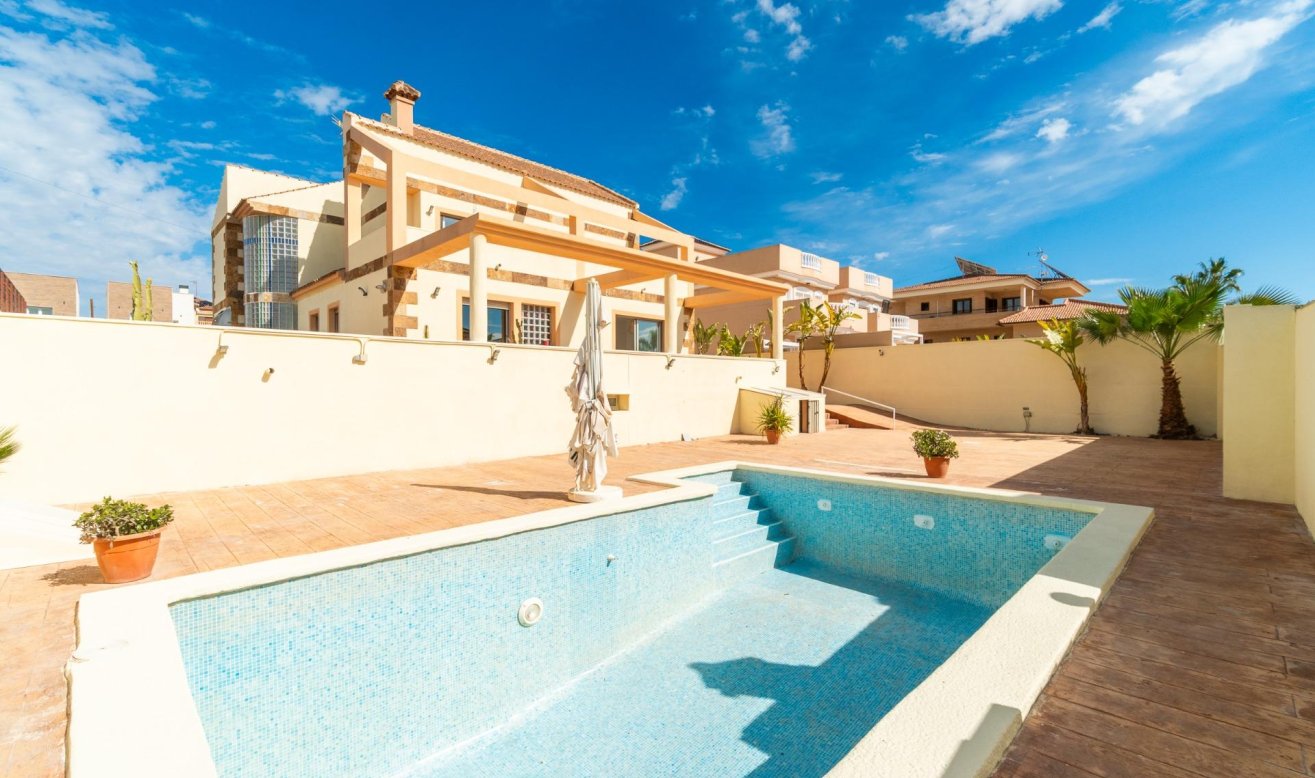 Reventa - Villa - Torrevieja - Aguas Nuevas