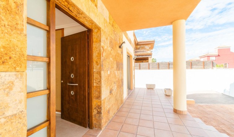 Reventa - Villa - Torrevieja - Aguas Nuevas