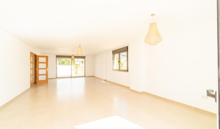 Reventa - Villa - Torrevieja - Aguas Nuevas