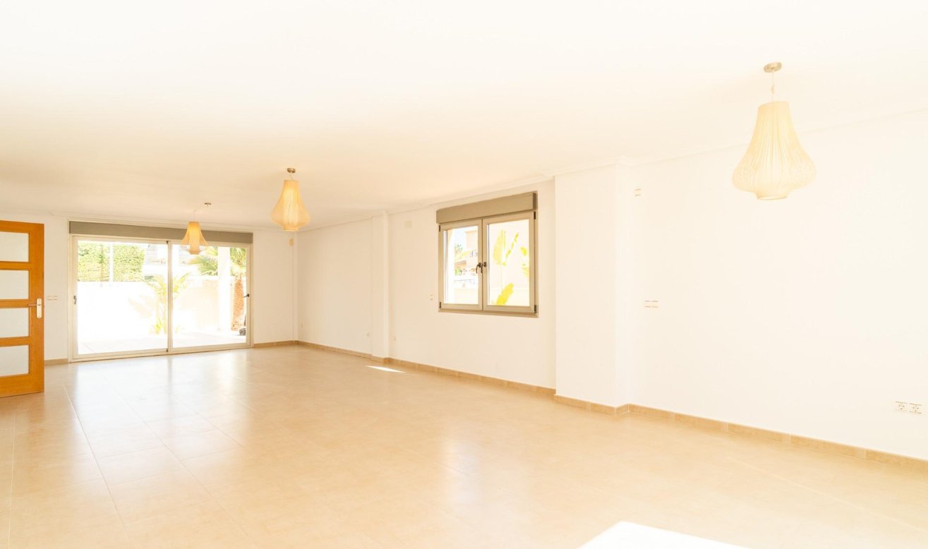 Reventa - Villa - Torrevieja - Aguas Nuevas