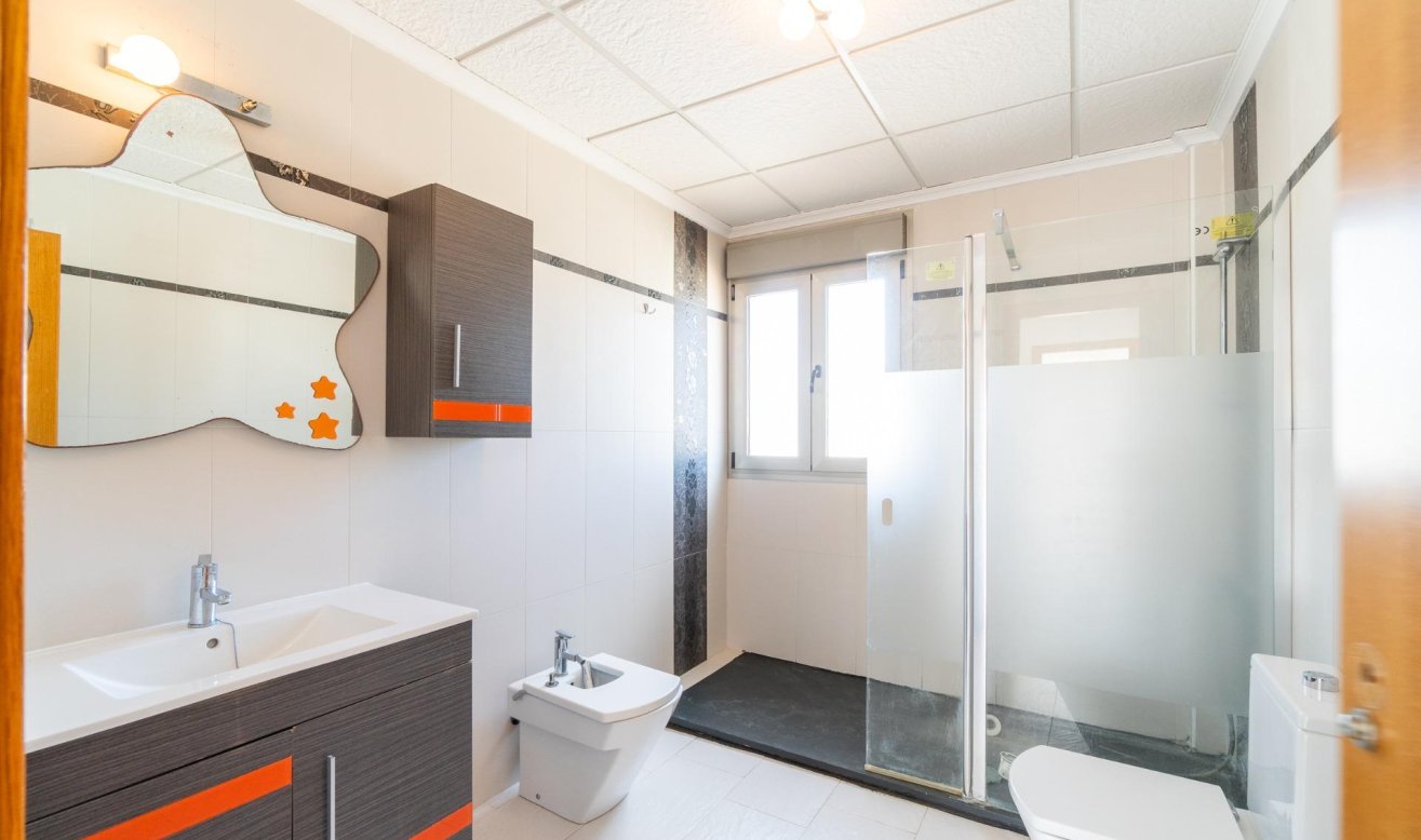 Reventa - Villa - Torrevieja - Aguas Nuevas