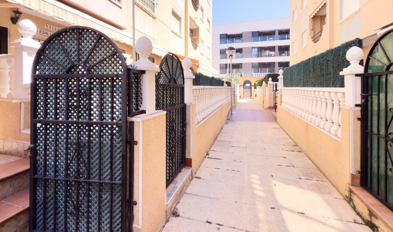 Reventa - Ground Floor - Torrevieja - La Mata pueblo