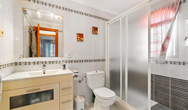 Reventa - Apartamento / piso - Torrevieja - Los Europeos