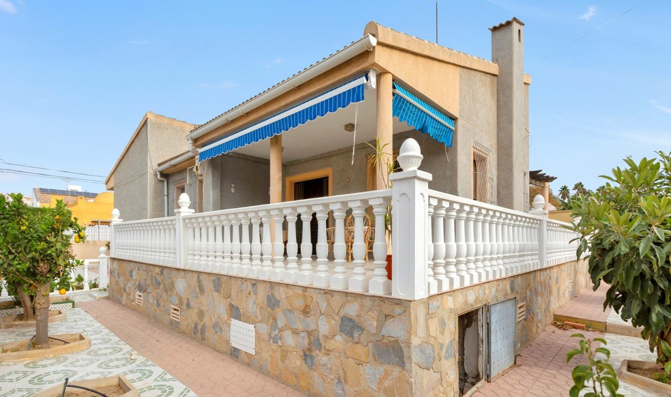 Reventa - Villa - Torrevieja - Nueva Torrevieja