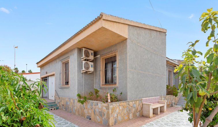 Reventa - Villa - Torrevieja - Nueva Torrevieja