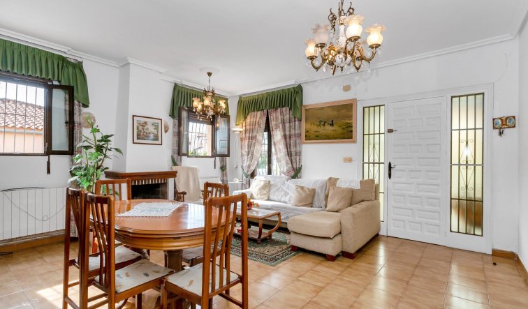 Reventa - Villa - Torrevieja - Nueva Torrevieja