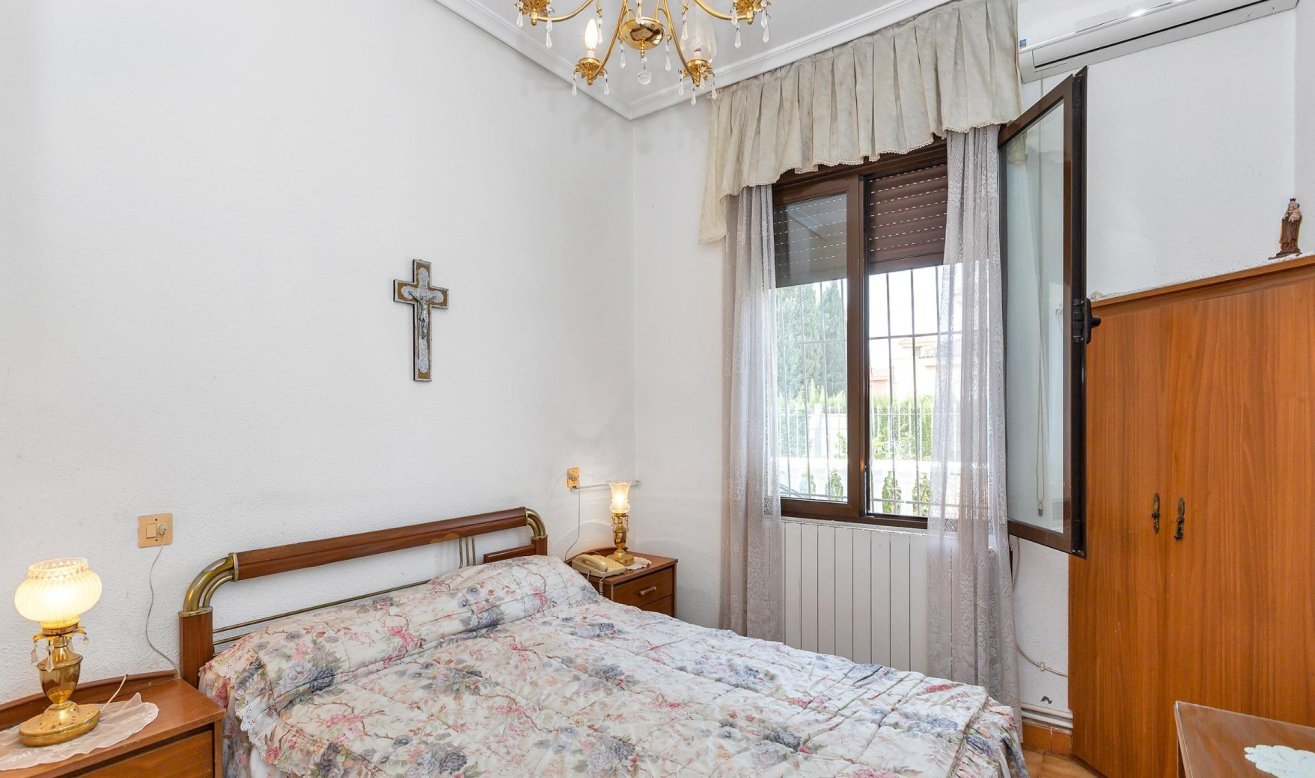 Reventa - Villa - Torrevieja - Nueva Torrevieja