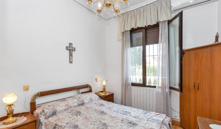Reventa - Villa - Torrevieja - Nueva Torrevieja