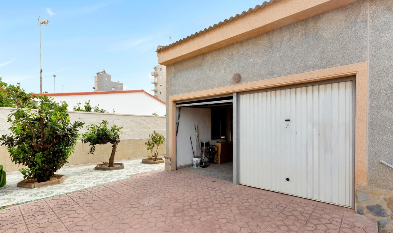 Reventa - Villa - Torrevieja - Nueva Torrevieja