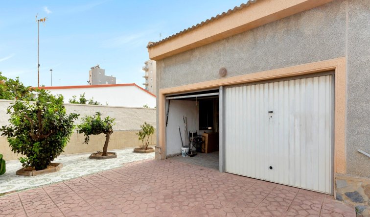 Reventa - Villa - Torrevieja - Nueva Torrevieja