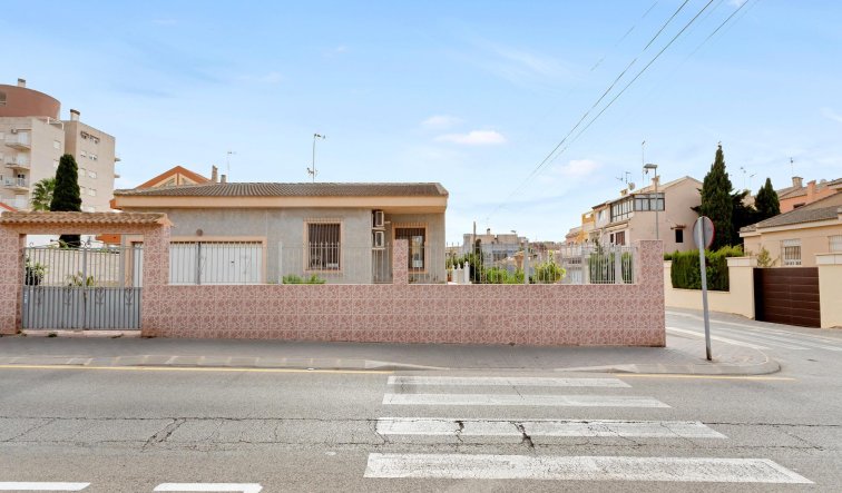 Reventa - Villa - Torrevieja - Nueva Torrevieja