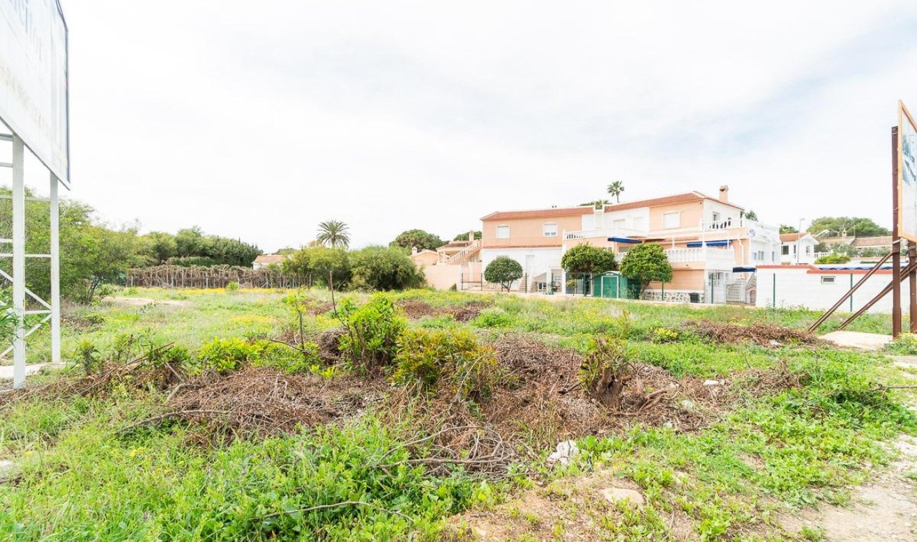 Reventa - Plot - Torrevieja - Los balcones