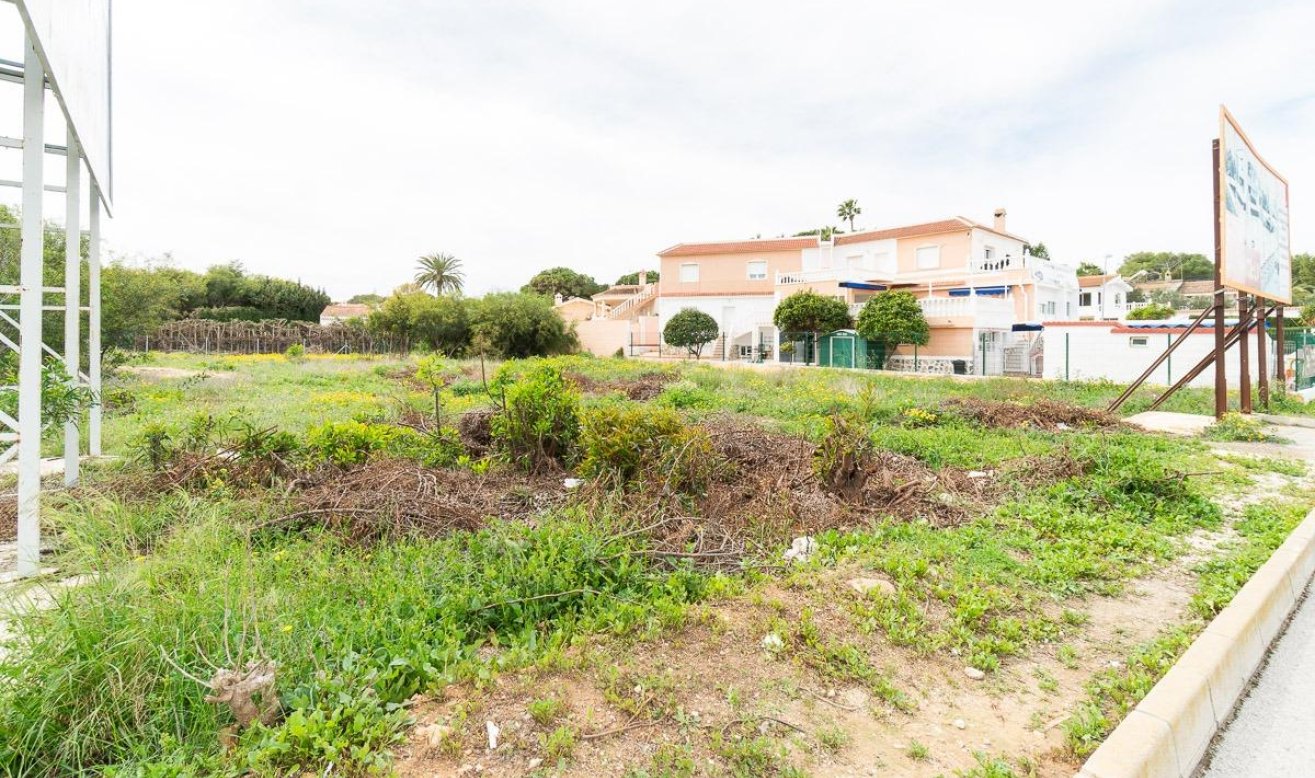 Reventa - Plot - Torrevieja - Los balcones