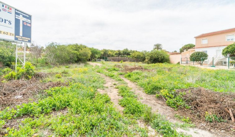 Reventa - Plot - Torrevieja - Los balcones