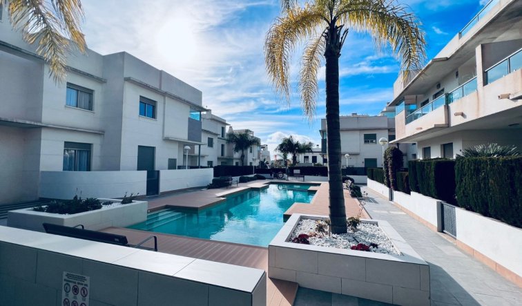 Reventa - Apartamento / piso - Ciudad Quesada