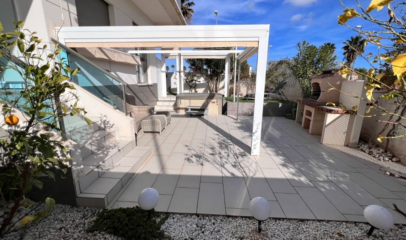 Reventa - Apartamento / piso - Ciudad Quesada