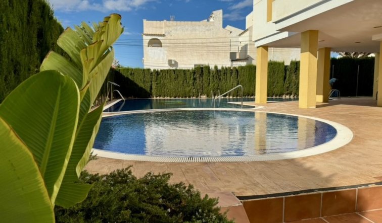 Reventa - Apartamento / piso - Dehesa de Campoamor