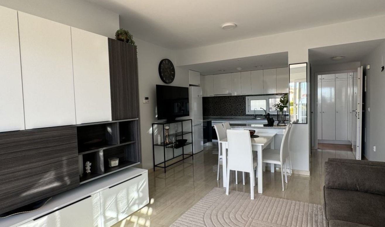 Reventa - Apartamento / piso - Dehesa de Campoamor