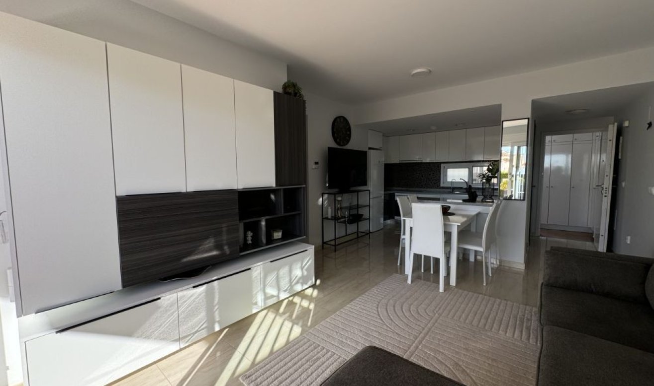 Reventa - Apartamento / piso - Dehesa de Campoamor