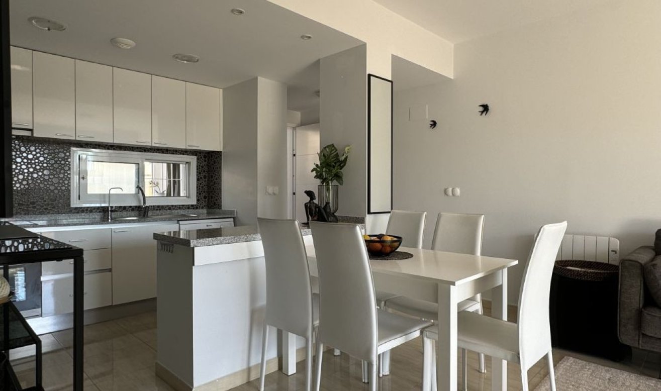 Reventa - Apartamento / piso - Dehesa de Campoamor