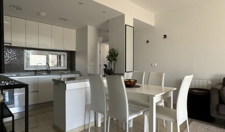 Reventa - Apartamento / piso - Dehesa de Campoamor