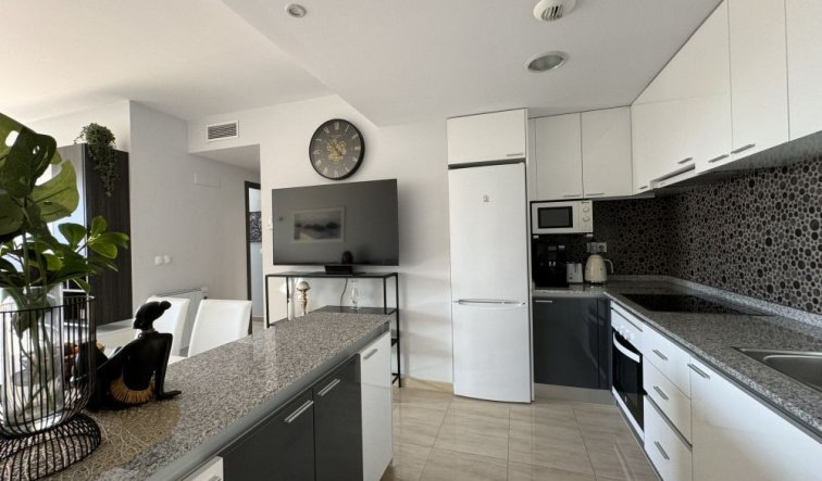 Reventa - Apartamento / piso - Dehesa de Campoamor