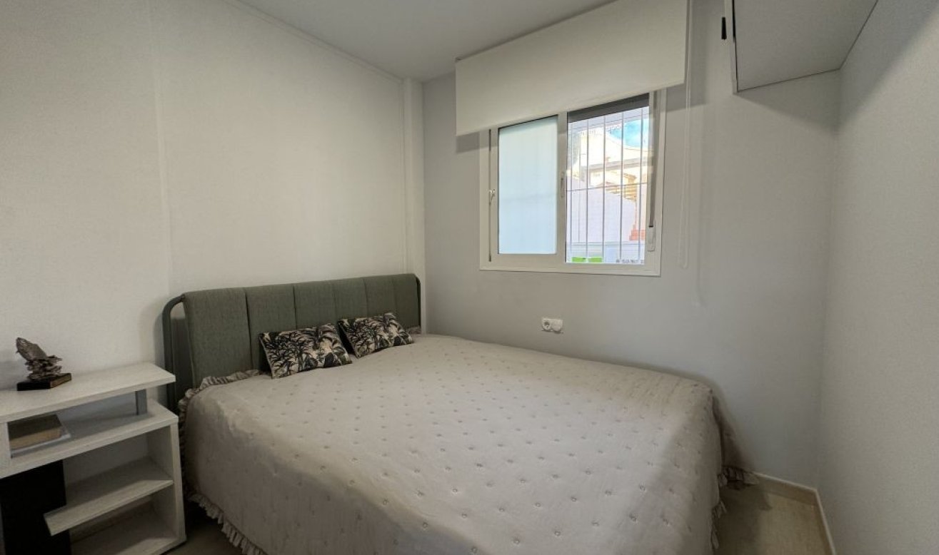 Reventa - Apartamento / piso - Dehesa de Campoamor