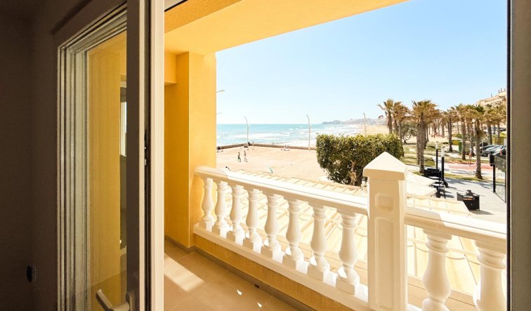 Reventa - Flat - Torrevieja - La Mata pueblo