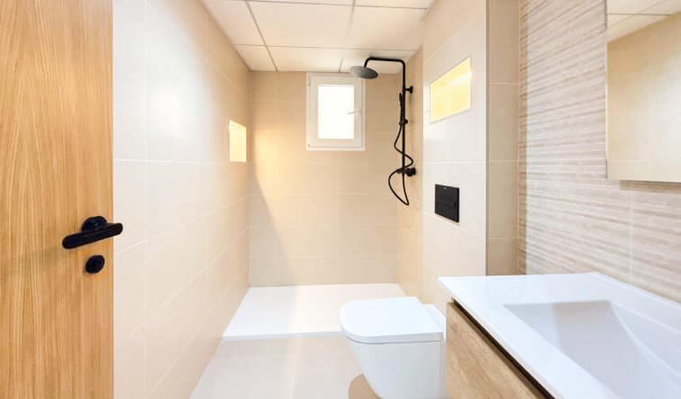 Reventa - Flat - Torrevieja - La Mata pueblo