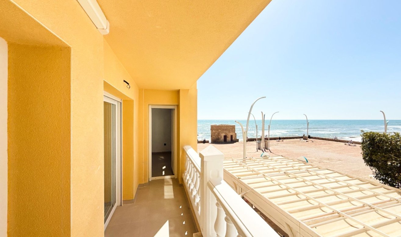 Reventa - Flat - Torrevieja - La Mata pueblo