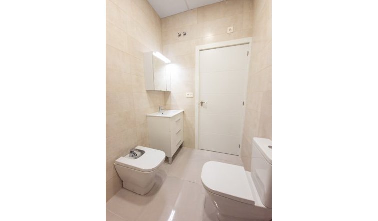 Reventa - Apartamento / piso - Torrevieja - El Acequión - Los Náufragos