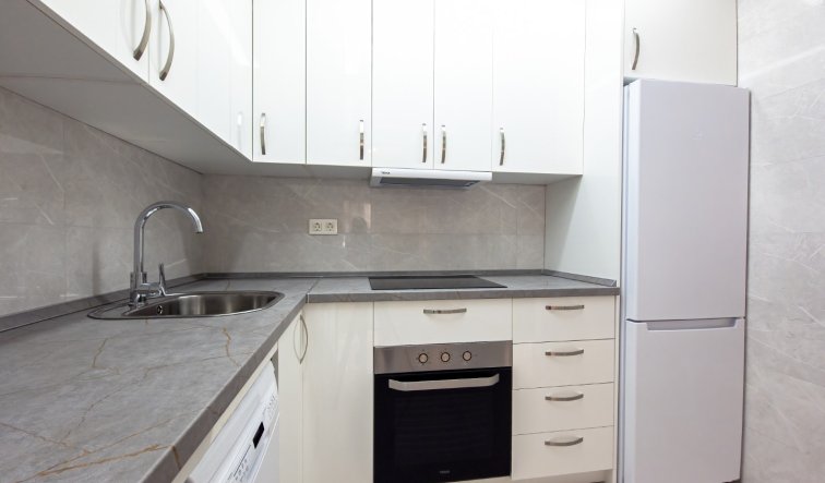 Reventa - Apartamento / piso - Torrevieja - El Acequión - Los Náufragos