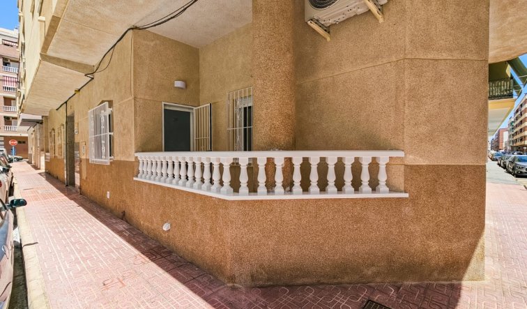 Reventa - Apartamento / piso - Torrevieja - El Acequión - Los Náufragos