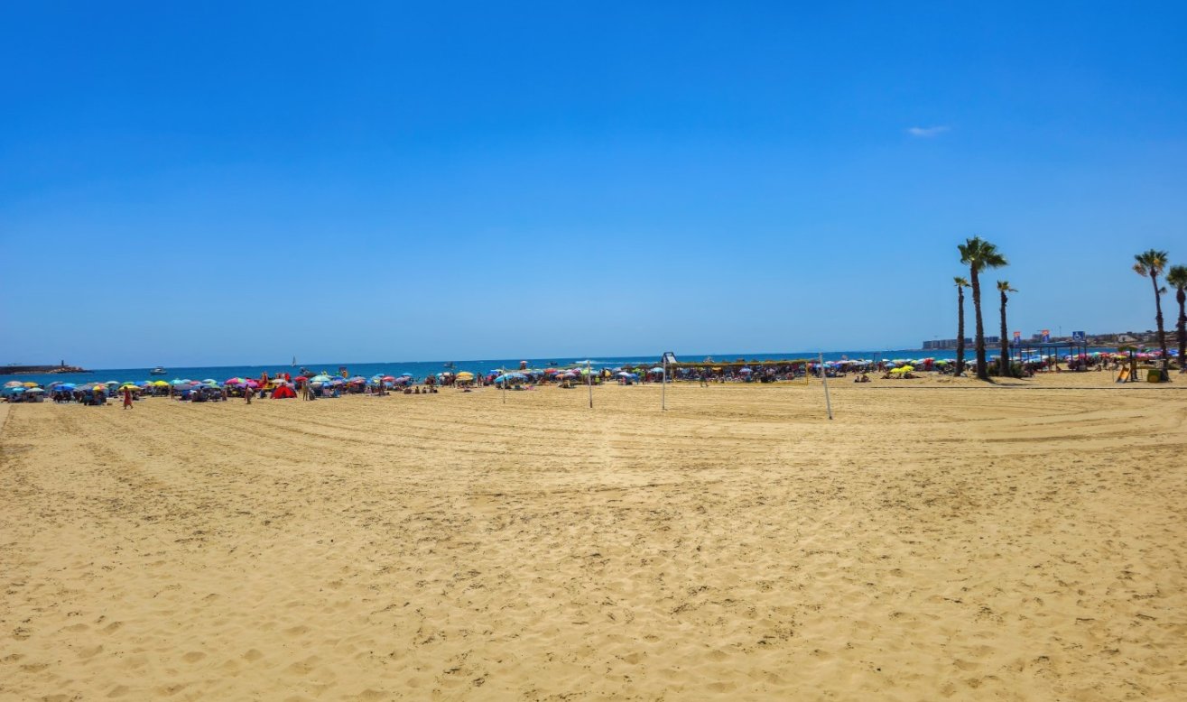 Reventa - Apartamento / piso - Torrevieja - El Acequión - Los Náufragos