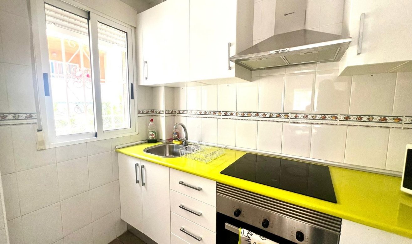 Reventa - Apartamento / piso - Torrevieja - Torrelamata - La Mata