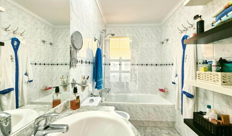 Reventa - Apartamento / piso - Torrevieja - Torreblanca