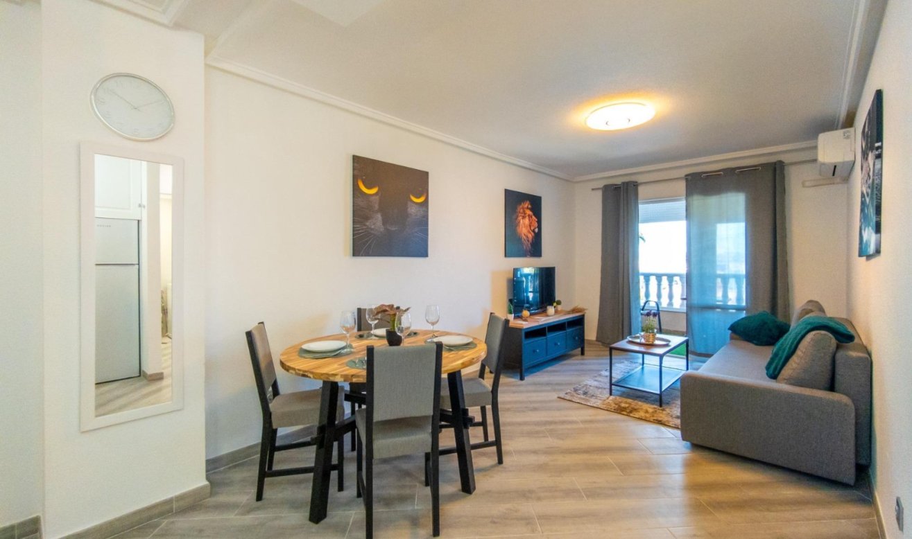 Reventa - Apartamento / piso - Torrevieja - El Acequión - Los Náufragos