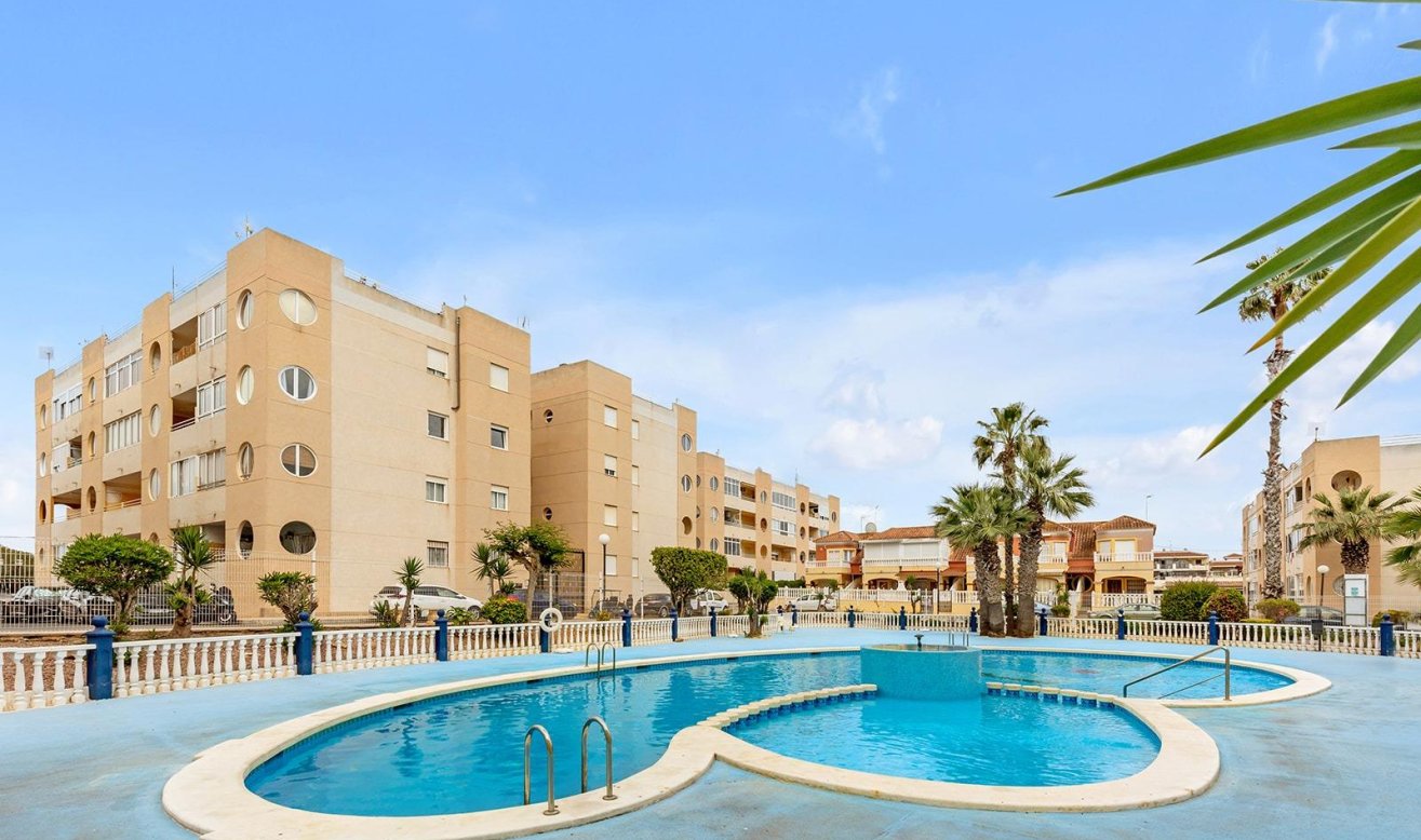 Reventa - Apartamento / piso - Torrevieja - La Siesta - El Salado - Torreta