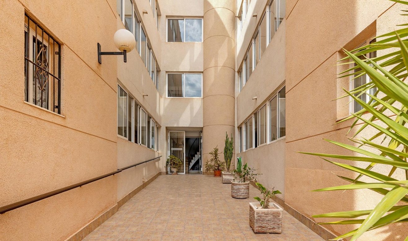 Reventa - Apartamento / piso - Torrevieja - La Siesta - El Salado - Torreta